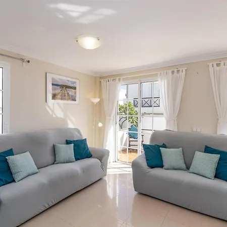 Villa Lotus By Puerto del Carmen (Lanzarote)